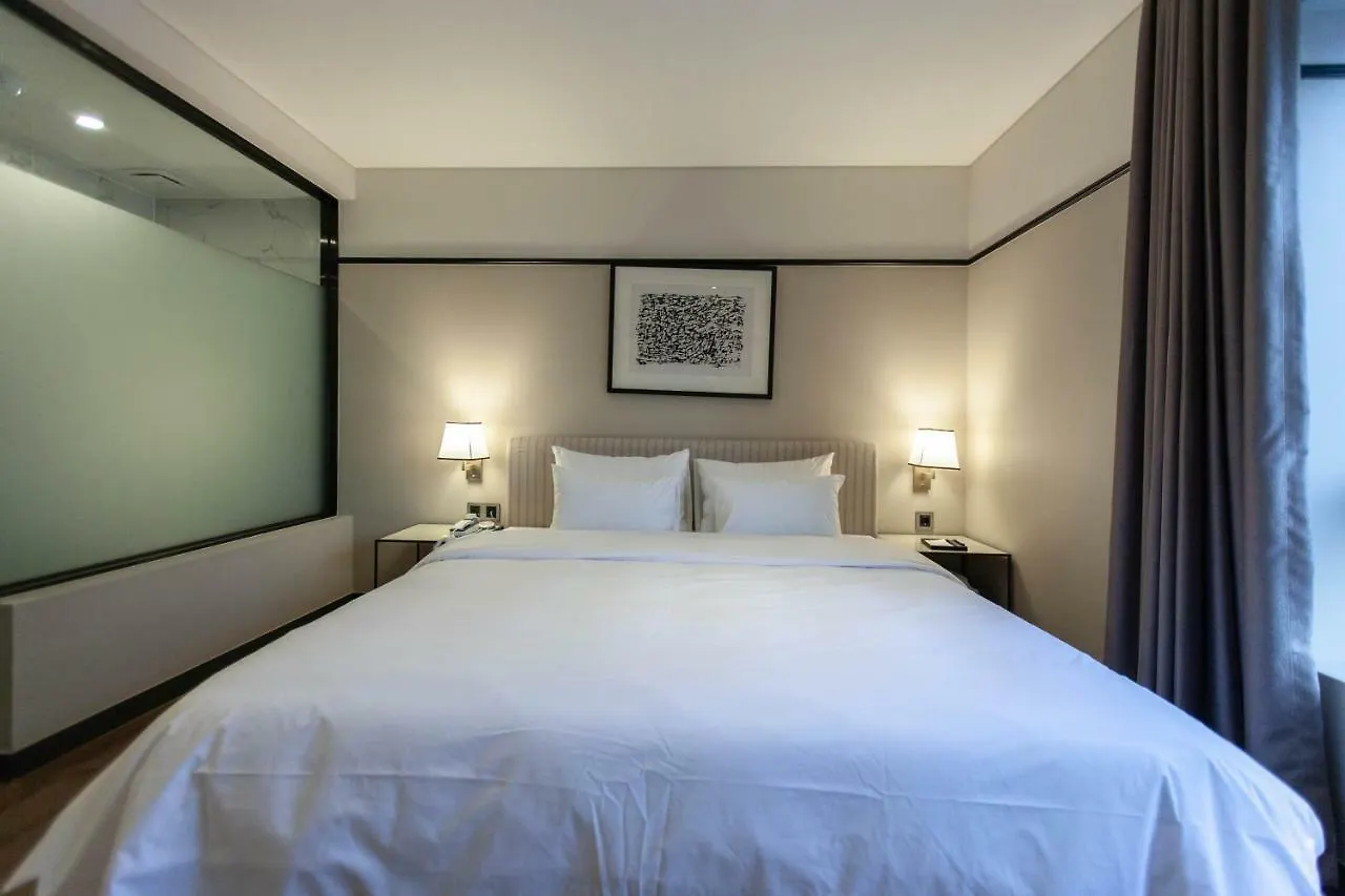 Brown-Dot Hotel Hadan Busan