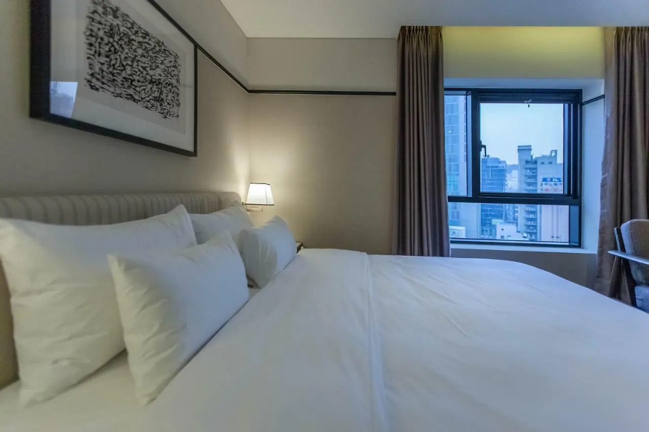 Brown-Dot Hotel Hadan Busan 2*,  South Korea
