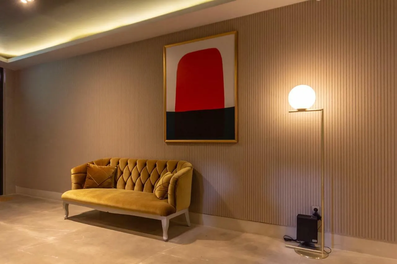 Brown-Dot Hotel Hadan Busan